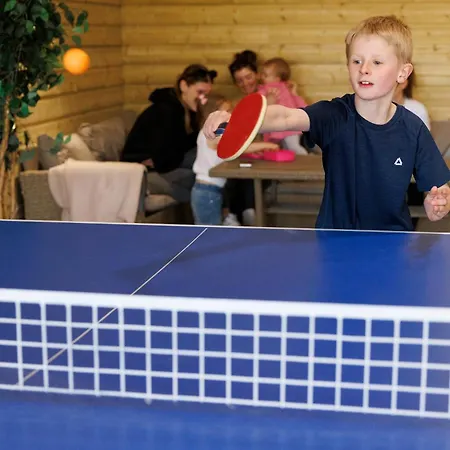 Kemping Leahys Pod Park *